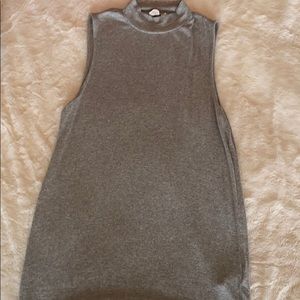 Gap mock neck tank top